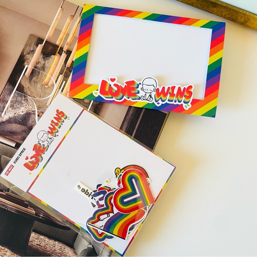 POP MART Love Wins Stickers & DIY Photo‎ Frame